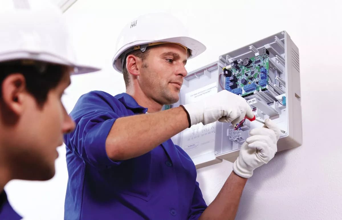 Elektriker Notdienst in der Nähe: Ihre Notfalllösung bei Stromproblemen